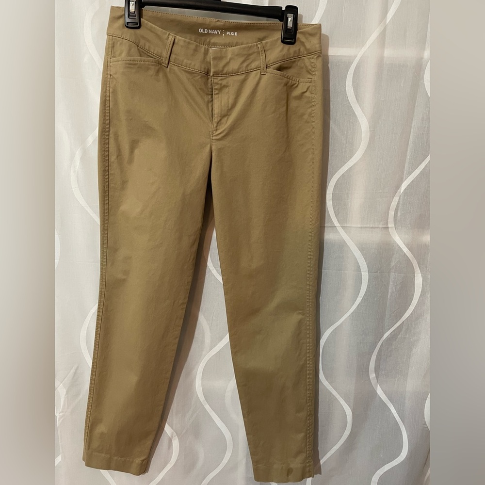 Old Navy Tan Pixie Jean, Size 4
